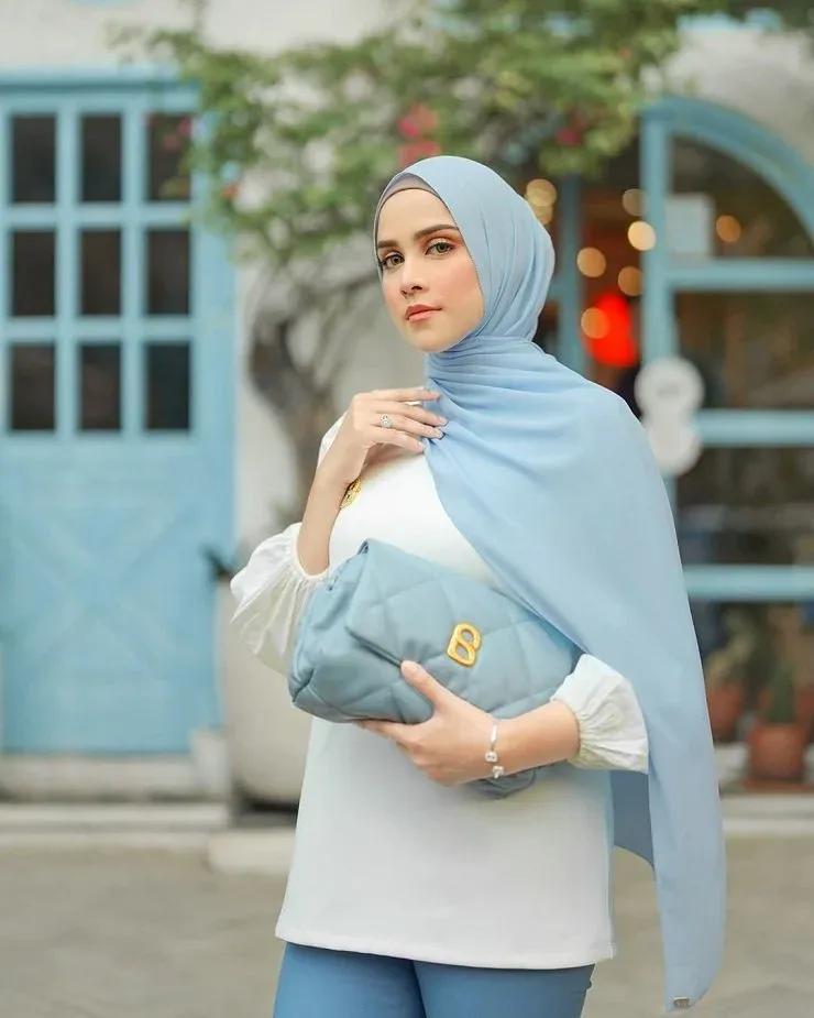 Hair care under a hijab