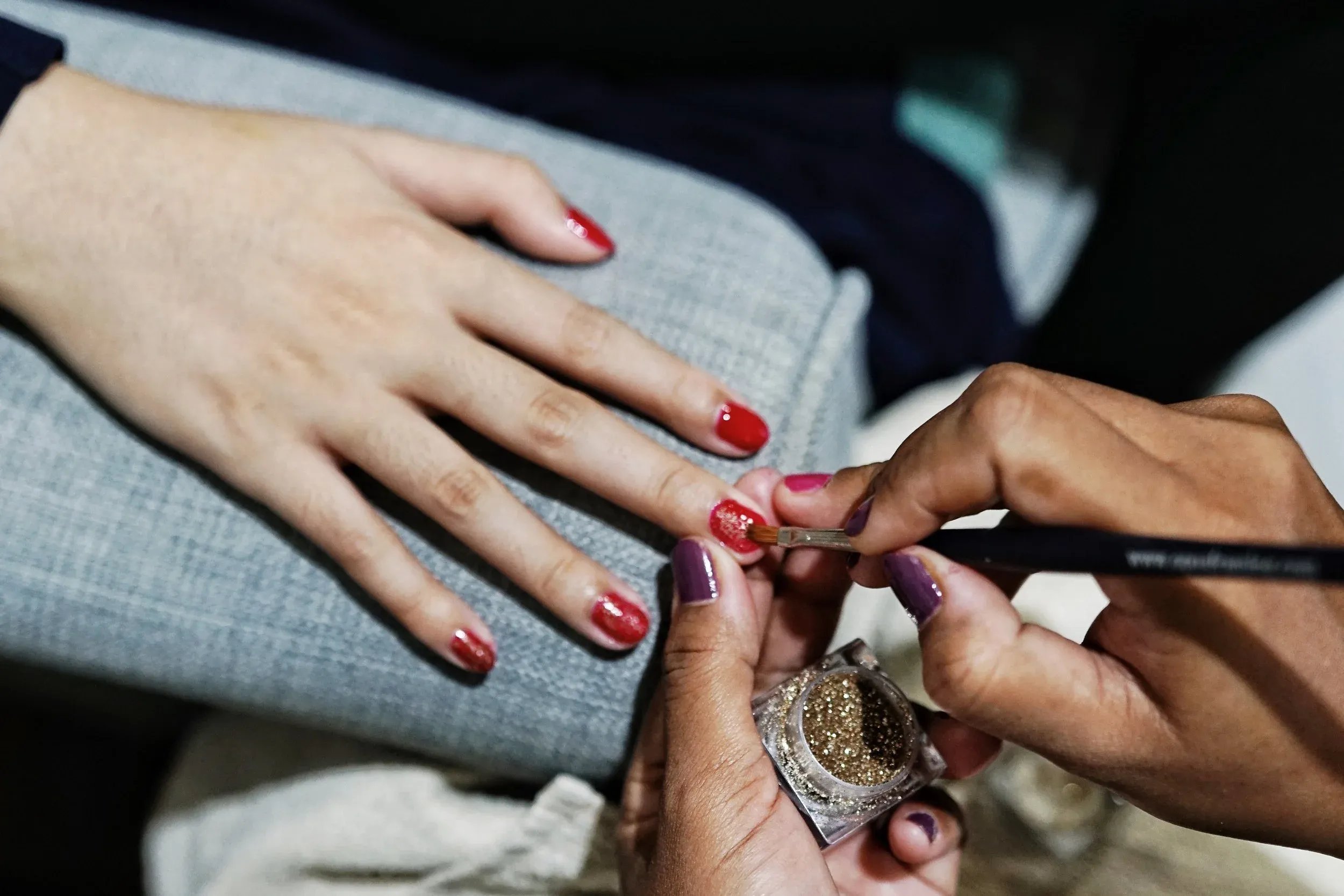 Nails & Waxing